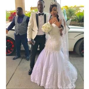 Meet your Posher, Astou